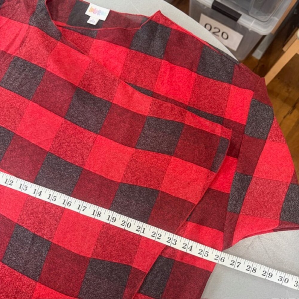 LuLaRoe Red Black Buffalo Plaid Duster Cardigan Size Large Sheer Kimono - Picture 8 of 9